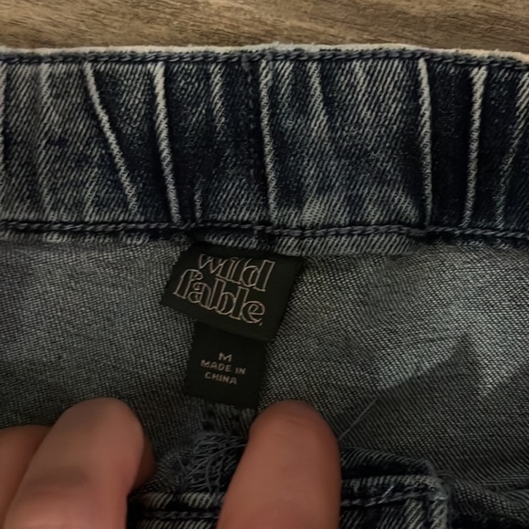 Denim shorts - Picture 3 of 5